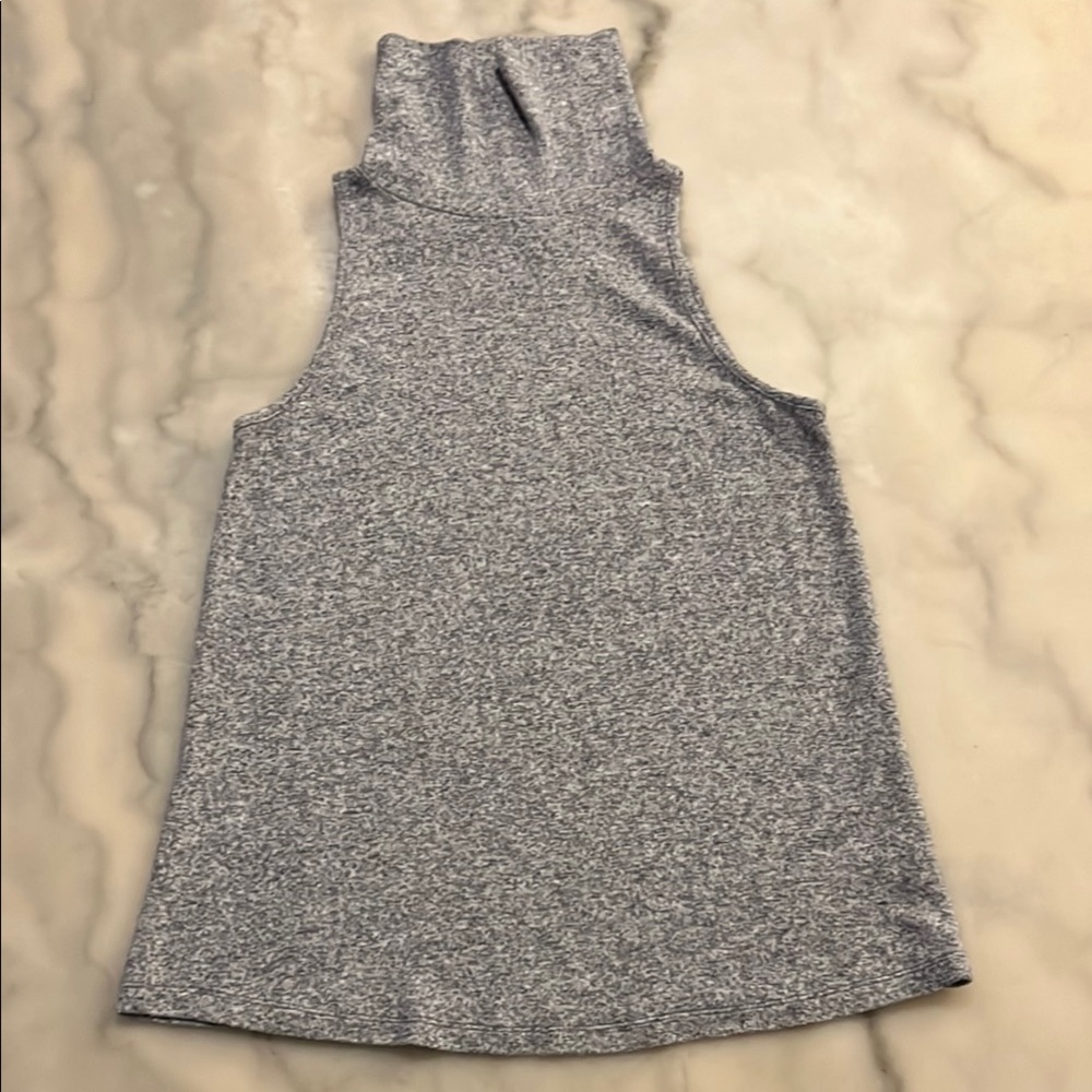 🎈Anthropologie Gray Sleeveless Sweater Turtleneck Tank🎁Fill a Box for $20 Sale 📦
